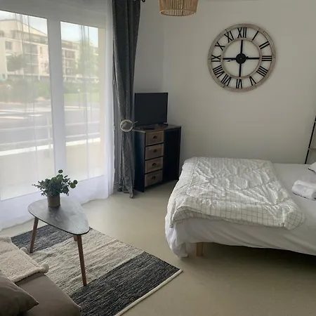 La Colline Aux Oiseaux Apartment Caen