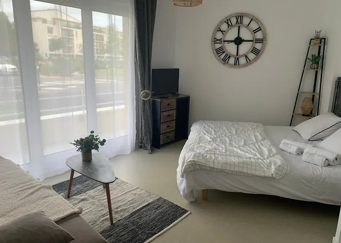 La Colline Aux Oiseaux דירה קאין